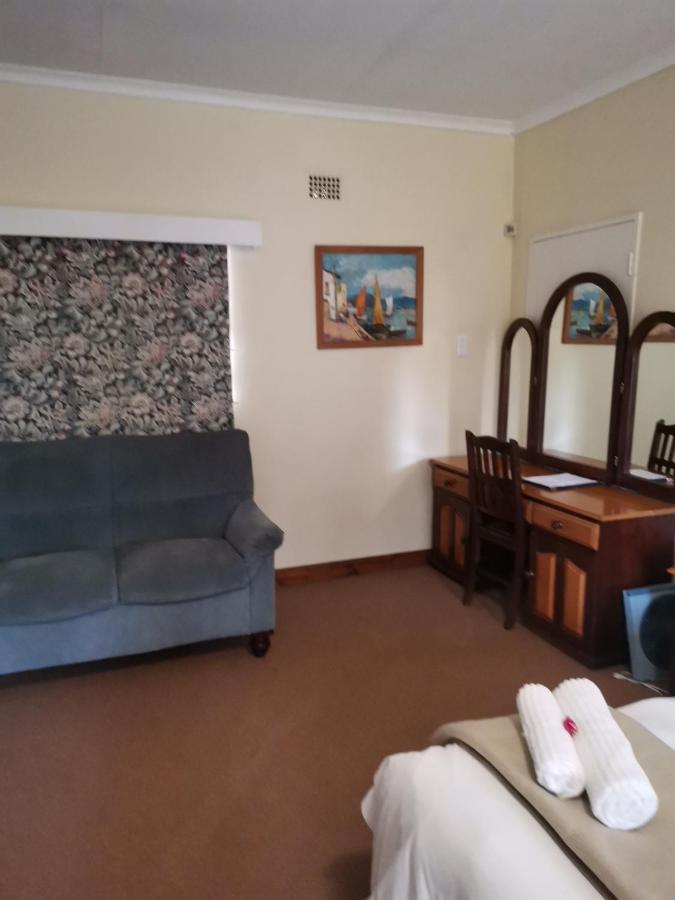 Sani Window B&B And Self Catering Underberg Esterno foto