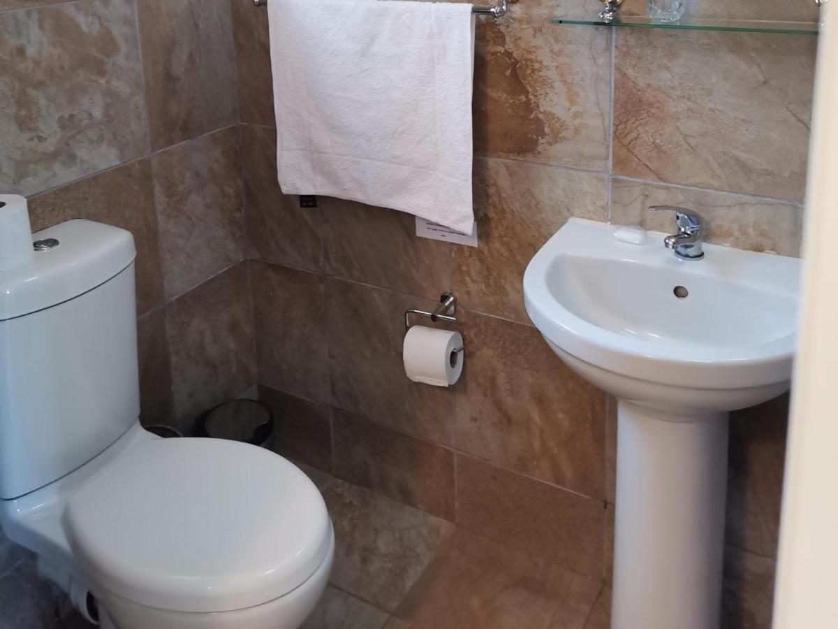 Sani Window B&B And Self Catering Underberg Esterno foto