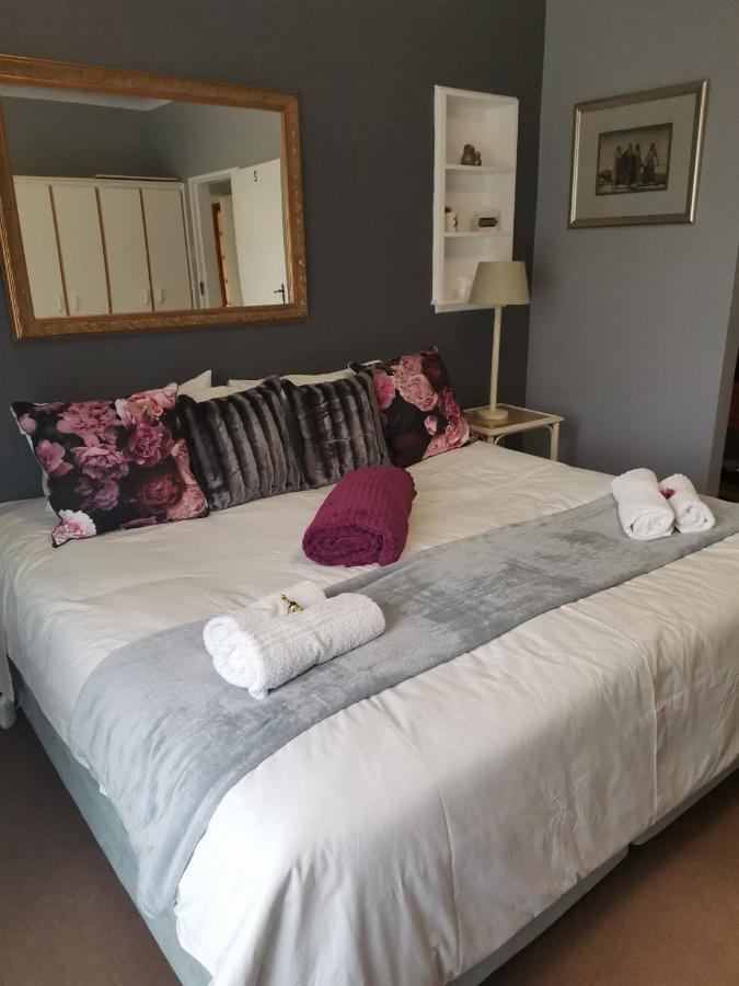 Sani Window B&B And Self Catering Underberg Esterno foto