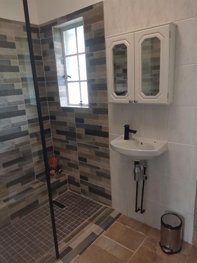 Sani Window B&B And Self Catering Underberg Esterno foto