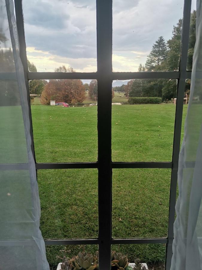 Sani Window B&B And Self Catering Underberg Esterno foto