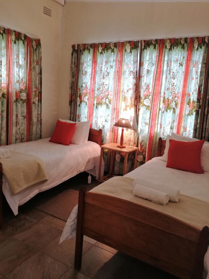Sani Window B&B And Self Catering Underberg Esterno foto
